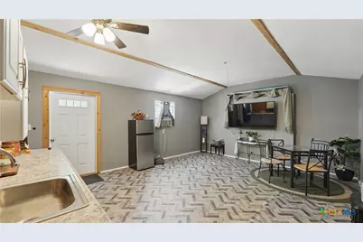 15521 E Highway 90, Kingsbury, TX 78638 - Photo 36