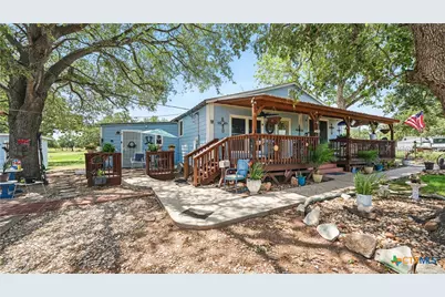 15521 E Highway 90, Kingsbury, TX 78638 - Photo 10