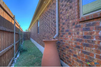 1176 Legacy Drive, New Braunfels, TX 78130 - Photo 38