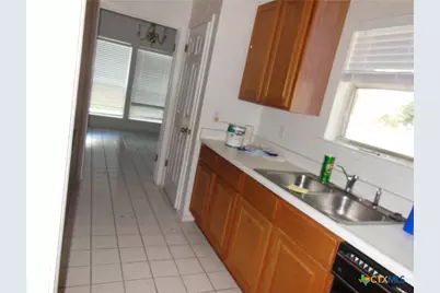 1641 Kuehler #11 Avenue, New Braunfels, TX 78130 - Photo 10