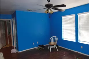 1641 Kuehler Ave, New Braunfels, TX 78130 - Photo 18