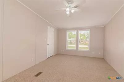 5677 and 5671 Huber Road, Seguin, TX 78155 - Photo 20