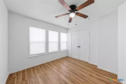 407 E 7th Street, Cameron, TX 76520 - Photo 20