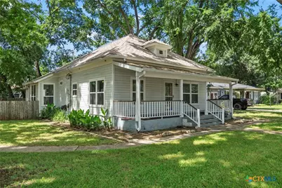 407 E 7th Street, Cameron, TX 76520 - Photo 6