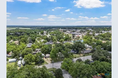 407 E 7th Street, Cameron, TX 76520 - Photo 40