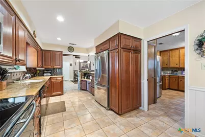 103 Pleasant Lane, New Braunfels, TX 78132 - Photo 10