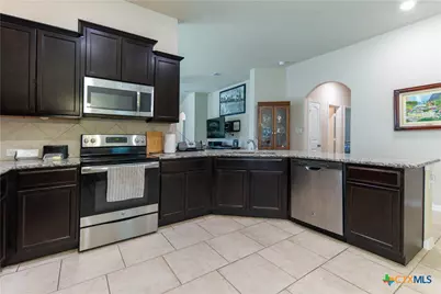 1846 Logan Trail, New Braunfels, TX 78130 - Photo 6