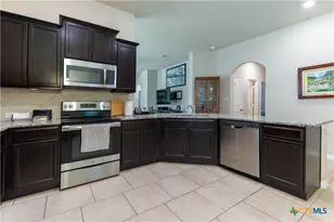 1846 Logan Trail, New Braunfels, TX 78130 - Photo 6