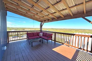 174 Riley Ln, Port O'Connor, TX 77982 - Photo 4