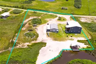 174 Riley Ln, Port O'Connor, TX 77982 - Photo 2