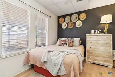 859 Pine Street, New Braunfels, TX 78130 - Photo 20