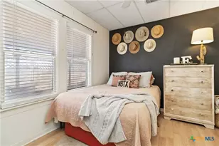 859 Pine St, New Braunfels, TX 78130 - Photo 20