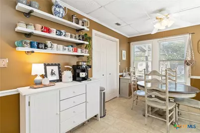 859 Pine Street, New Braunfels, TX 78130 - Photo 8