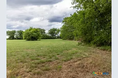 7805 Barbarossa Road, New Braunfels, TX 78130 - Photo 14