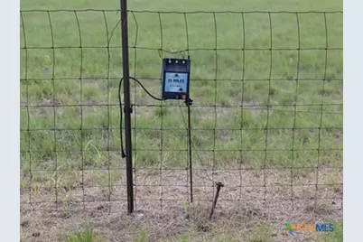 7805 Barbarossa Road, New Braunfels, TX 78130 - Photo 6