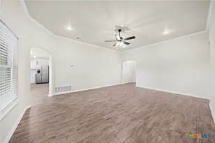 2528 Cowgirl Trl, Belton, TX 76513 - Photo 4