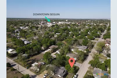 631 E Ireland Street, Seguin, TX 78155 - Photo 2