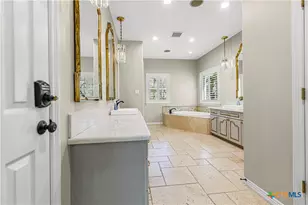 313 Treasure Oaks Rd, Inez, TX 77968 - Photo 16