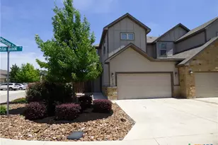 918 Crystal Brook Cv, New Braunfels, TX 78130 - Photo 1
