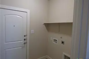 918 Crystal Brook Cv, New Braunfels, TX 78130 - Photo 18