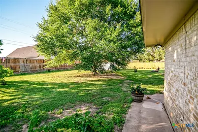 904 Iola Street, Victoria, TX 77904 - Photo 40