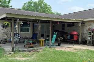 904 Iola St, Victoria, TX 77904 - Photo 34