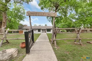 1052 Pr 4405, Lampasas, TX 76550 - Photo 10