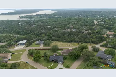 4 Oakmont Circle, Belton, TX 76513 - Photo 10