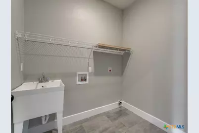 132 Turnberry Drive, La Vernia, TX 78121 - Photo 22