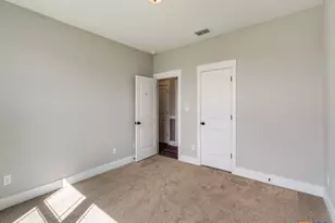 132 Turnberry Dr, La Vernia, TX 78121 - Photo 14