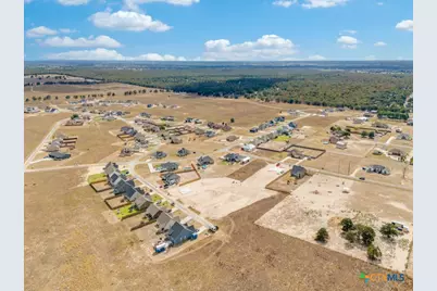 132 Turnberry Drive, La Vernia, TX 78121 - Photo 28