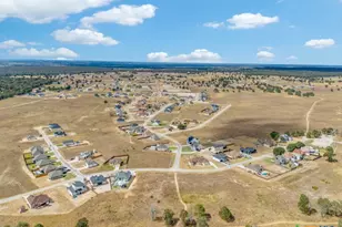 132 Turnberry Dr, La Vernia, TX 78121 - Photo 30