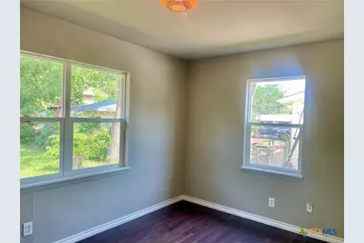 413 Vickers Avenue, Seguin, TX 78155 - Photo 16