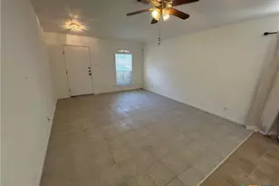 369 Starling Creek, New Braunfels, TX 78130 - Photo 4