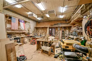 122 E Main St, Cuero, TX 77954 - Photo 8