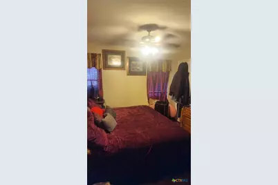 701 E Anaqua Avenue, Victoria, TX 77901 - Photo 10