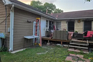 701 E Anaqua Ave, Victoria, TX 77901 - Photo 6