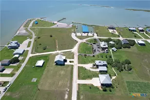 411 Bayside Dr, Seadrift, TX 77983 - Photo 1