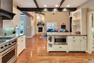 6 Cotswold Ln, Victoria, TX 77904 - Photo 10