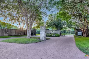 6 Cotswold Ln, Victoria, TX 77904 - Photo 34