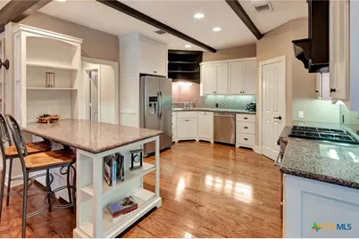 6 Cotswold Lane, Victoria, TX 77904 - Photo 8