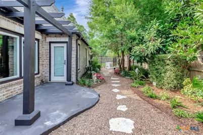 6 Cotswold Lane, Victoria, TX 77904 - Photo 28