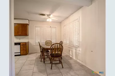 106 Flamingo Circle, Marble Falls, TX 78654 - Photo 10