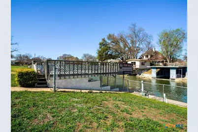 106 Flamingo Circle, Marble Falls, TX 78654 - Photo 6