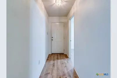 510 Maricopa Drive, Canyon Lake, TX 78133 - Photo 6