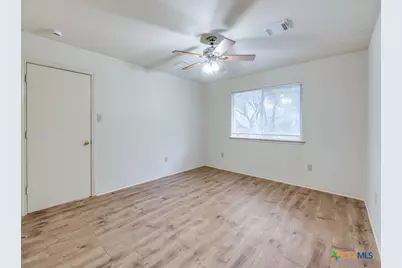 510 Maricopa Drive, Canyon Lake, TX 78133 - Photo 16