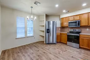 510 Maricopa Dr, Canyon Lake, TX 78133 - Photo 12