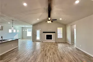 2591 Cedar Glen Dr, Belton, TX 76513 - Photo 2