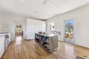 1037 Ranch Rd 962 W, Round Mountain, TX 78663 - Photo 12