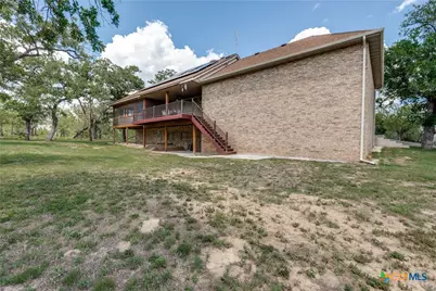 1657 County Road 434, Stockdale, TX 78160 - Photo 34